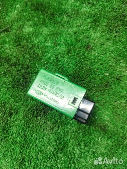 Реле указателя поворота Kia Sephia 2 седан 1.6