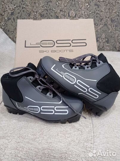 Лыжные ботинки размер 34