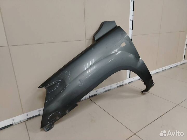 Б/У Крыло переднее левое 663110Z120 Hyundai-KIA