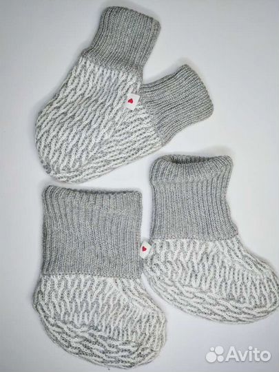 Пинетки и варежки reima