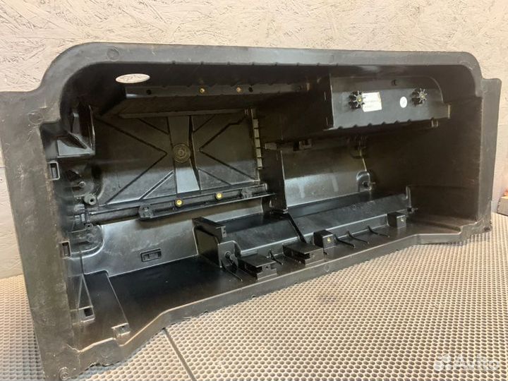 Ниша запасного колеса задняя Porshe Panamera 970