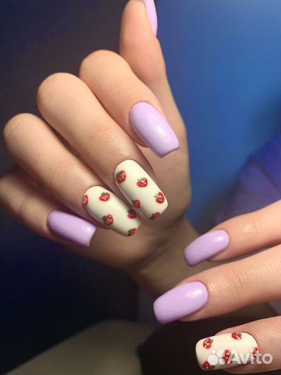 Маникюр с покрытием гель-лаком