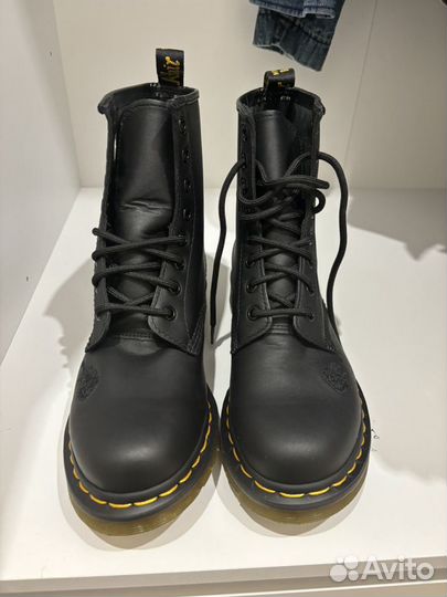 Женские ботинки DR. martens vonda mono softy T