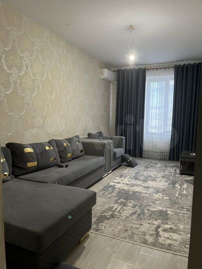 2-к. квартира, 58 м², 10/10 эт.