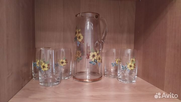 Наборы посуды. Кувшин и стаканы