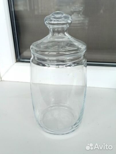 Стеклянная банка для сыпучих продуктов