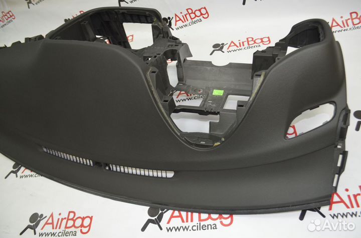 Торпедо панель приборов Mitsubishi Outlander