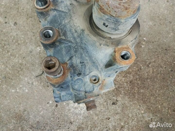 Редуктор рулевой Volvo Fh13 2011