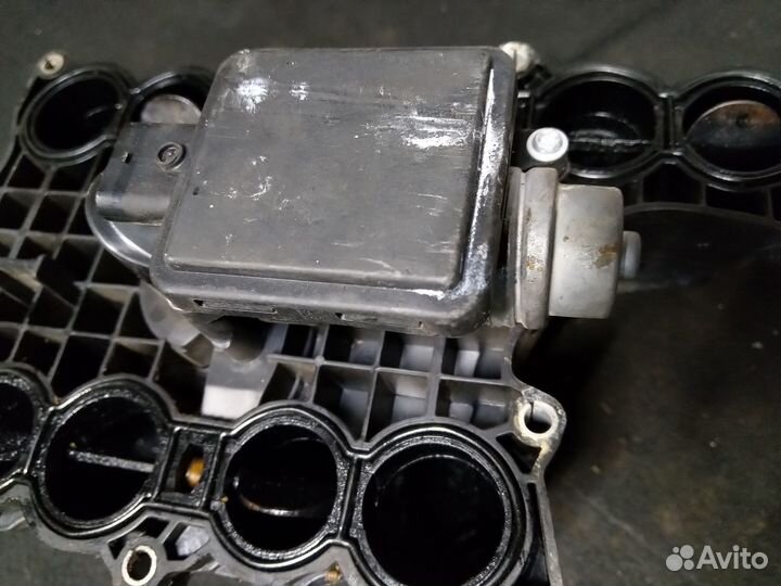 Коллектор впускной Jeep Grand Cherokee WK2 3.0