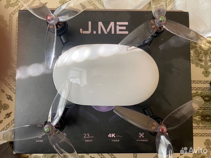 Квадрокоптер j.me
