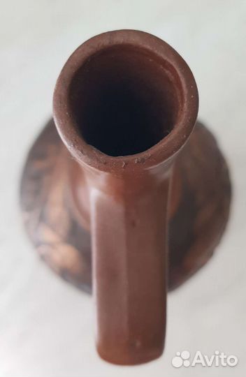 Глиняный кувшин для вина, ваза