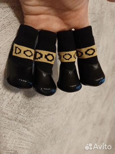 Обувь для маленьких собак