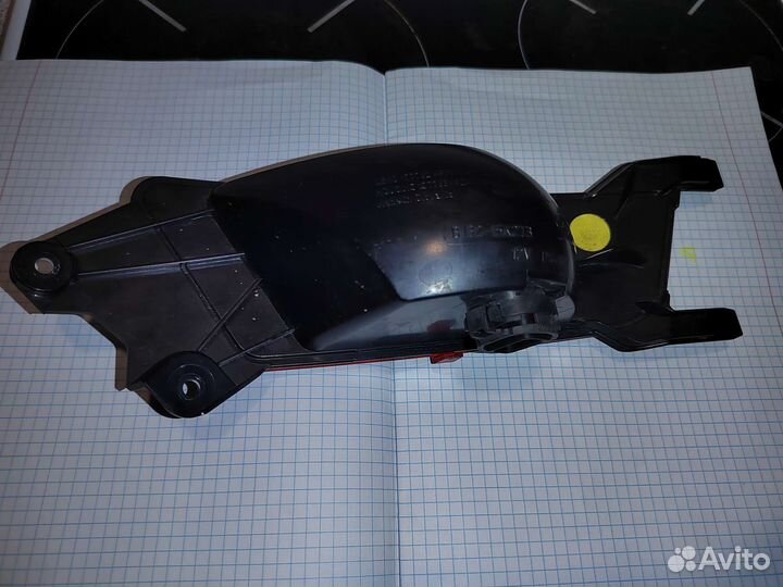 Фонарь задний в бампер левый BJ3215K273