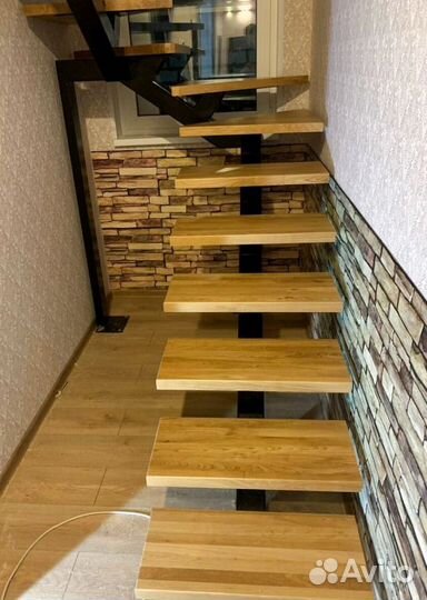 Лестница на монокосоуре