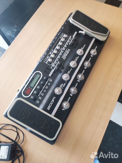 Гитарный процессор zoom g9.2tt