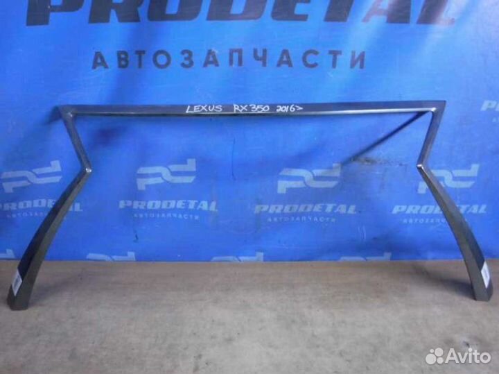 Рамка решетки радиатора Lexus Rx350