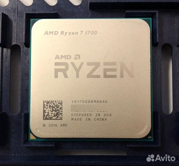 8-ядерный процессор AMD Ryzen 7 1700