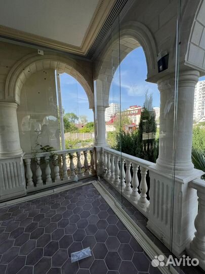 Безрамное остекление