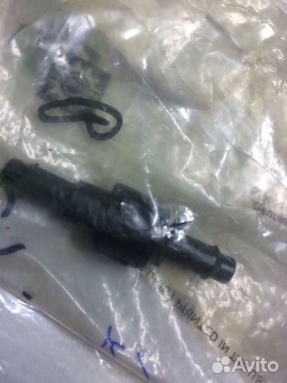 275500104 клапан топливный BRP Sea-Doo