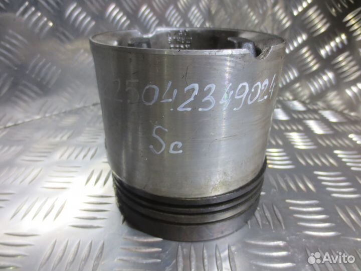 Поршень Scania 1408873