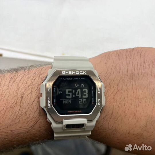 Оригинальные часы Casio G-Shock GBX-100-8D