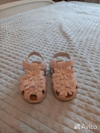 Босоножки для девочки