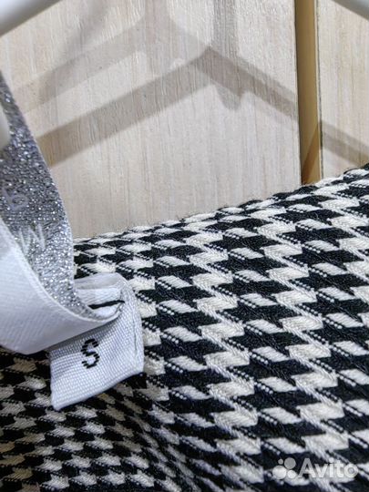 Платье imperial 42