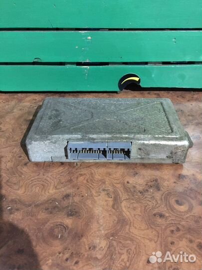 Блок управления абс Mitsubishi Sigma