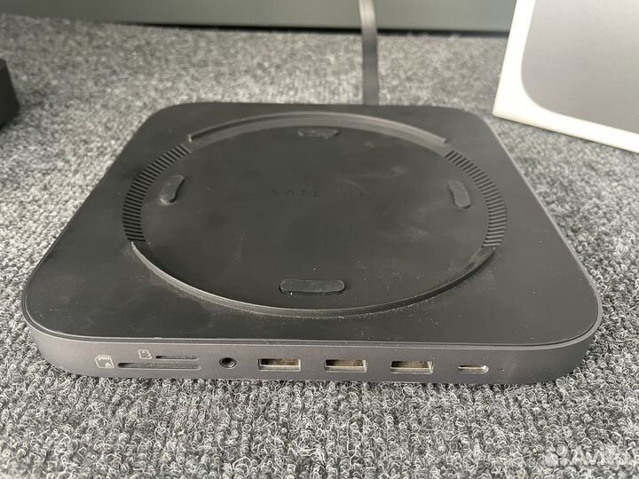 Apple Mac mini 2018 в отличном состяонии
