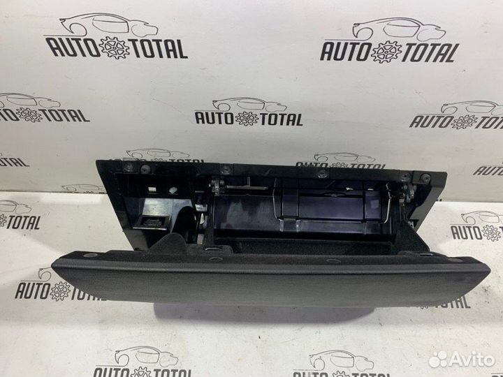 Бардачок Bmw 745 E65 N62B44 2004