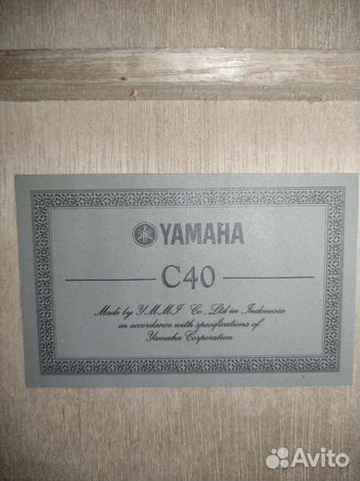 Классическая гитара yamaha c40