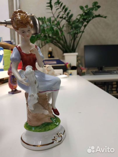 Статуэтка фарфор германия