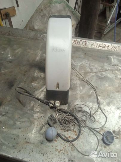 Привод для гаражных ворот nice