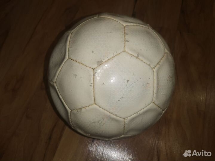 Футбольный мяч adidas tricolore 100% Оригинал