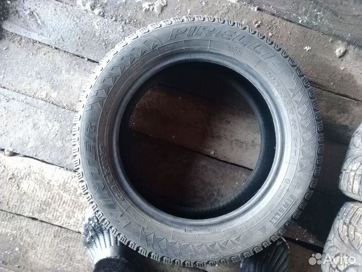 Pirelli Winter Carving 205/55 R16