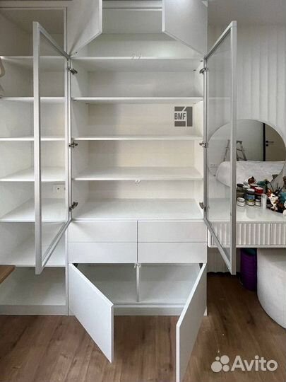 Шкаф распашной на заказ