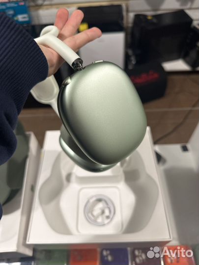 AirPods Max Green