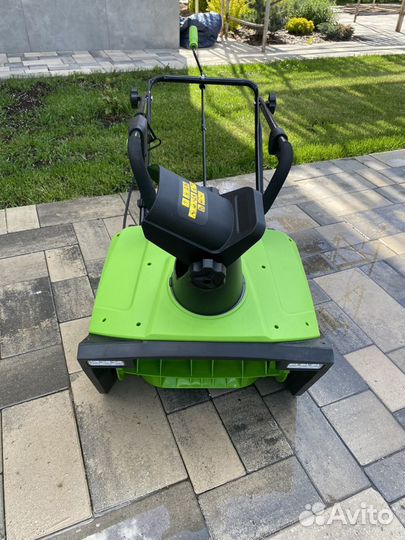 Снегоуборщик greenworks sn2300