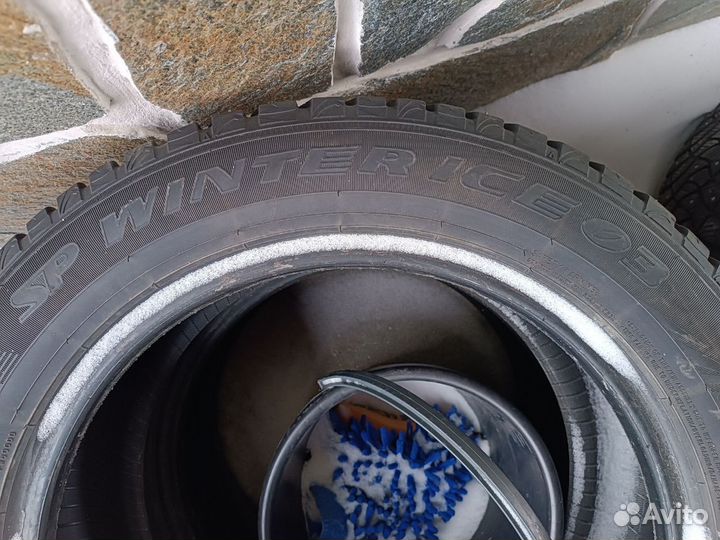 Dunlop SP Winter Ice 03 205/55 R16