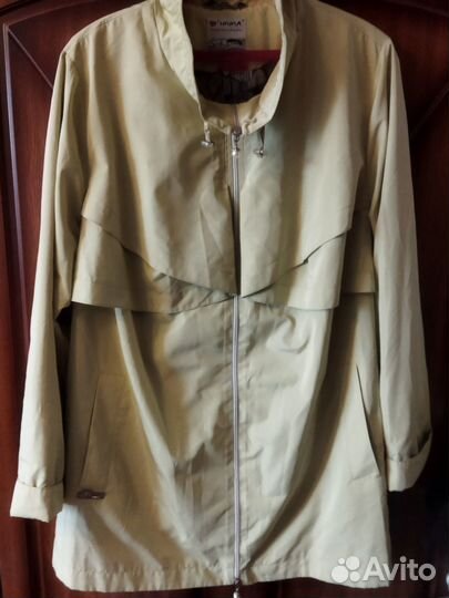 Ветровка плащ женская