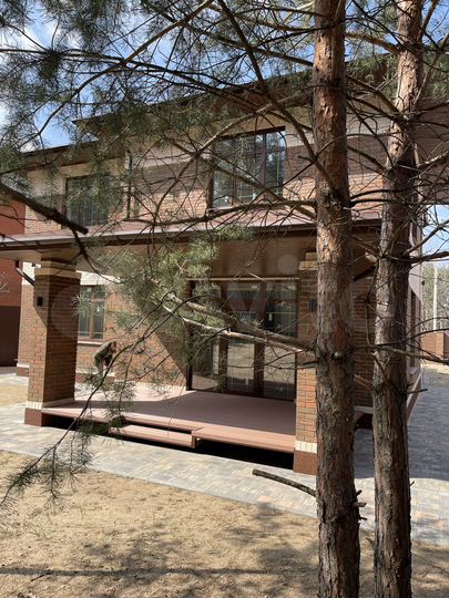 Коттедж 215 м² на участке 11,2 сот.