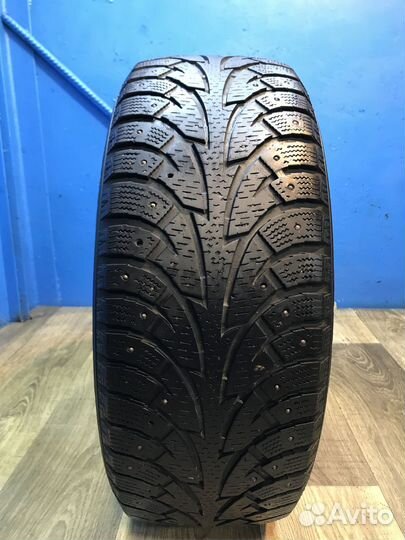 Hankook Winter I'Pike W409 215/55 R17