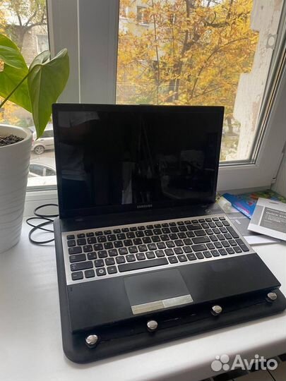 Samsung np305v5a