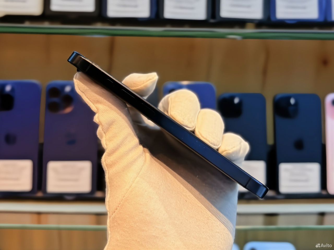 iPhone 15 Pro, 256 ГБ, SIM + eSIM