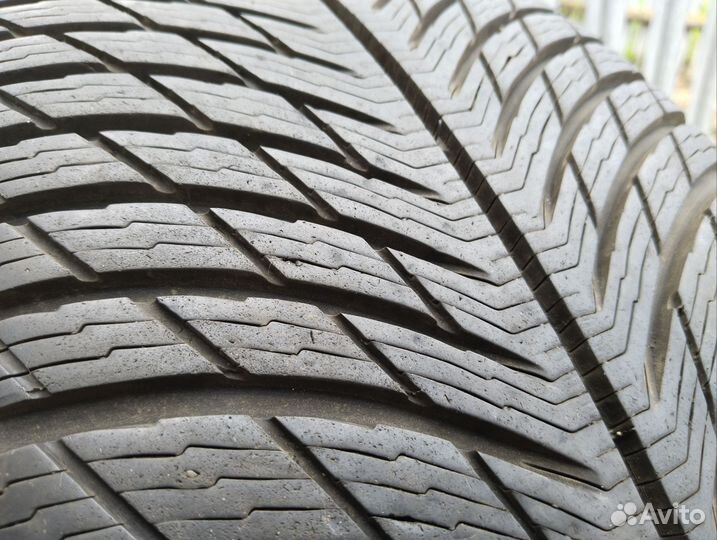 Michelin Pilot Alpin 5 235/45 R19 99V