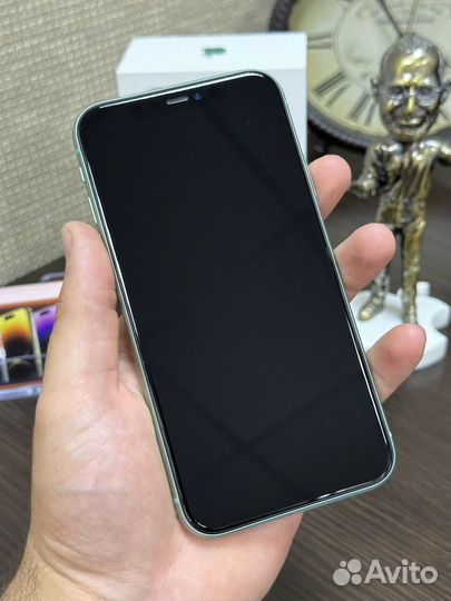 iPhone 11 64GB, Green, Б/У, (акб 80)