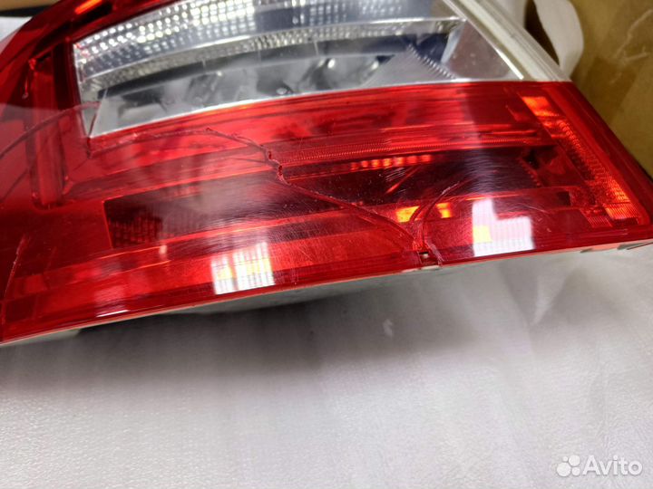 Фара задняя левая на skoda octavia a7