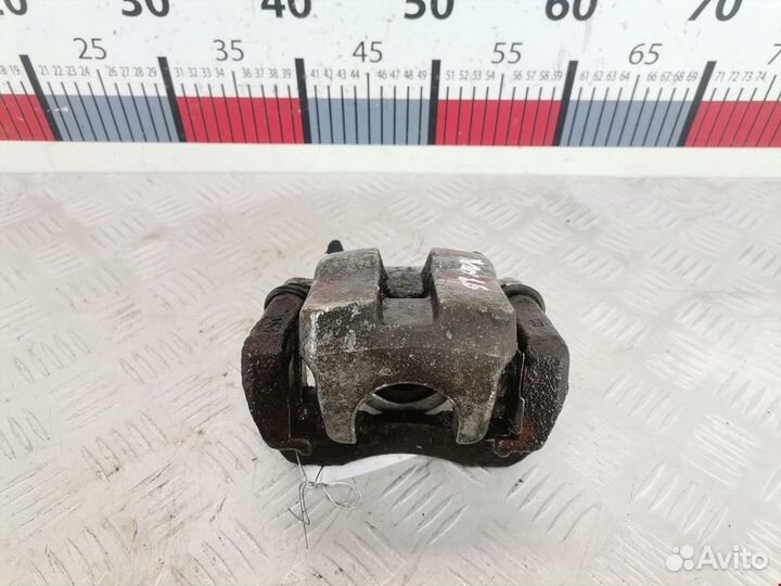 Суппорт задний правый Toyota RAV4 3 (XA30) 2005