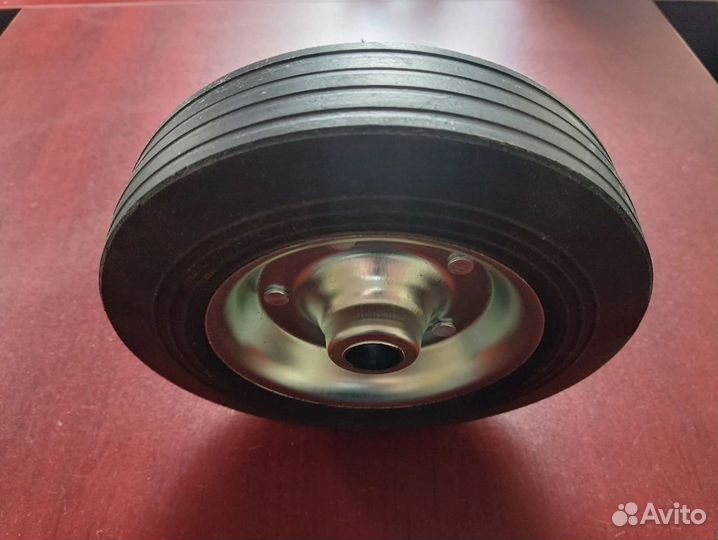 Сменное колесо литое 200*50 мм