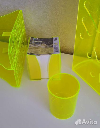 Настольный канцелярский набор